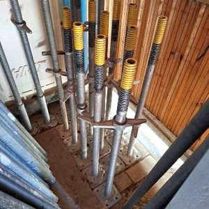 Bestandsfoto Kleinrahmen-Paket — 53 Stellrahmen Stahl 1,00 x 0,73 m + 48 